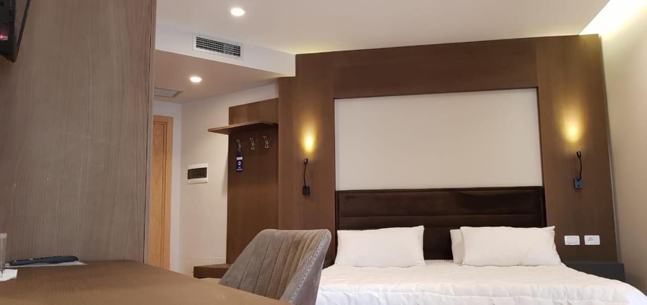 Klajdi Resort & Spa Golem  Dış mekan fotoğraf A room at the hotel